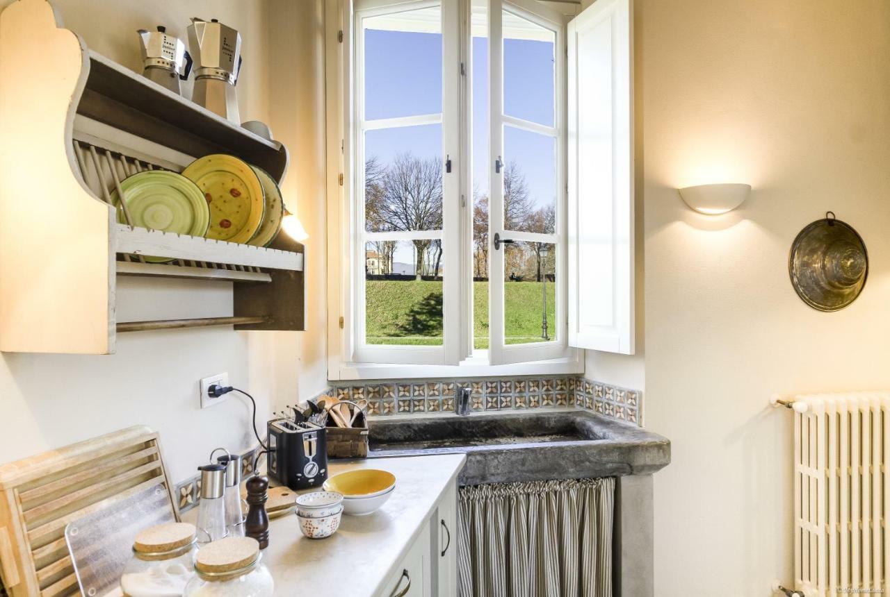 Apartamento Tornese With Private Parking And Terrace Lucca Exterior foto
