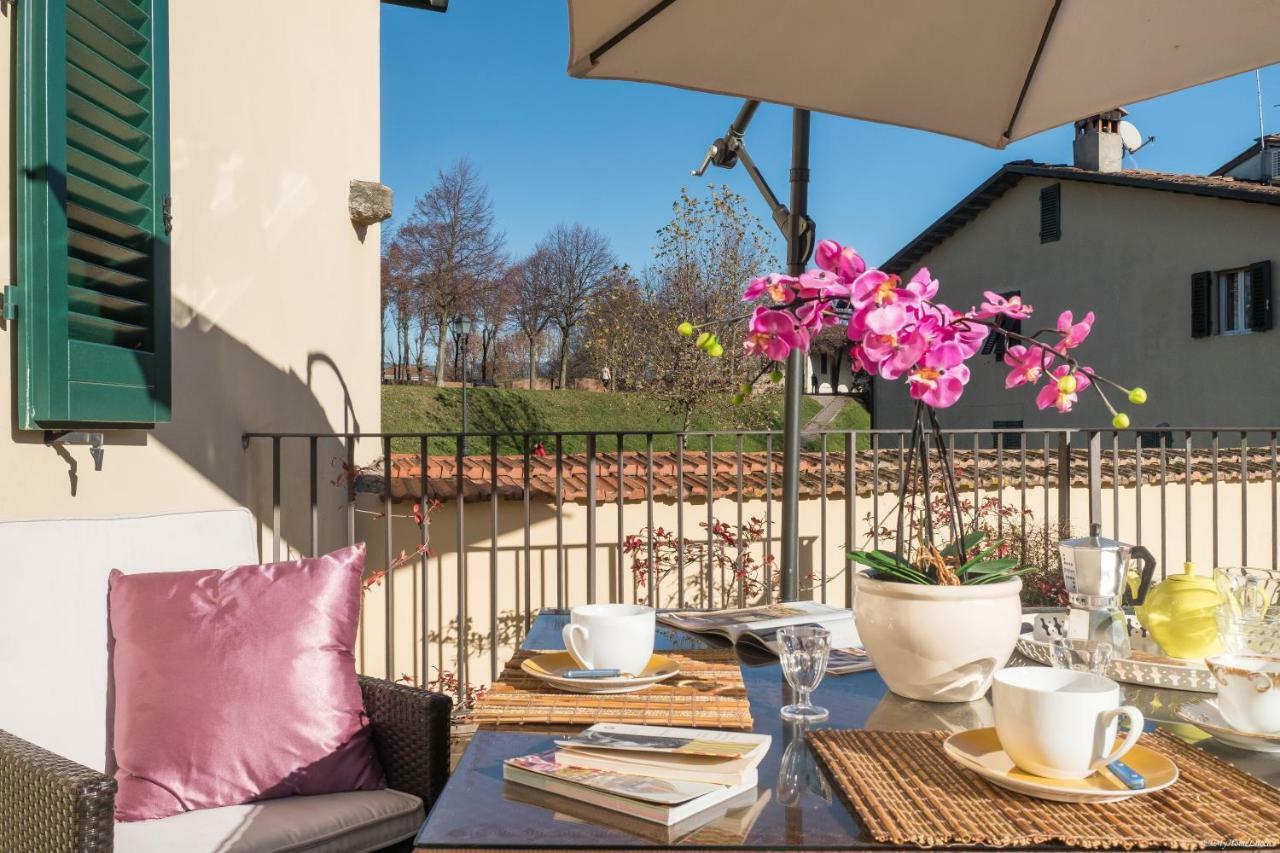 Apartamento Tornese With Private Parking And Terrace Lucca Exterior foto