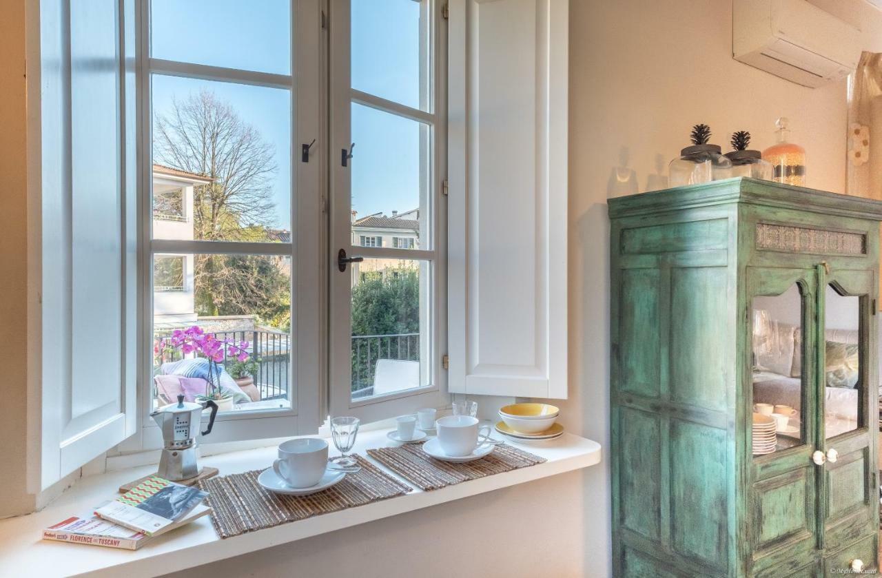 Apartamento Tornese With Private Parking And Terrace Lucca Exterior foto